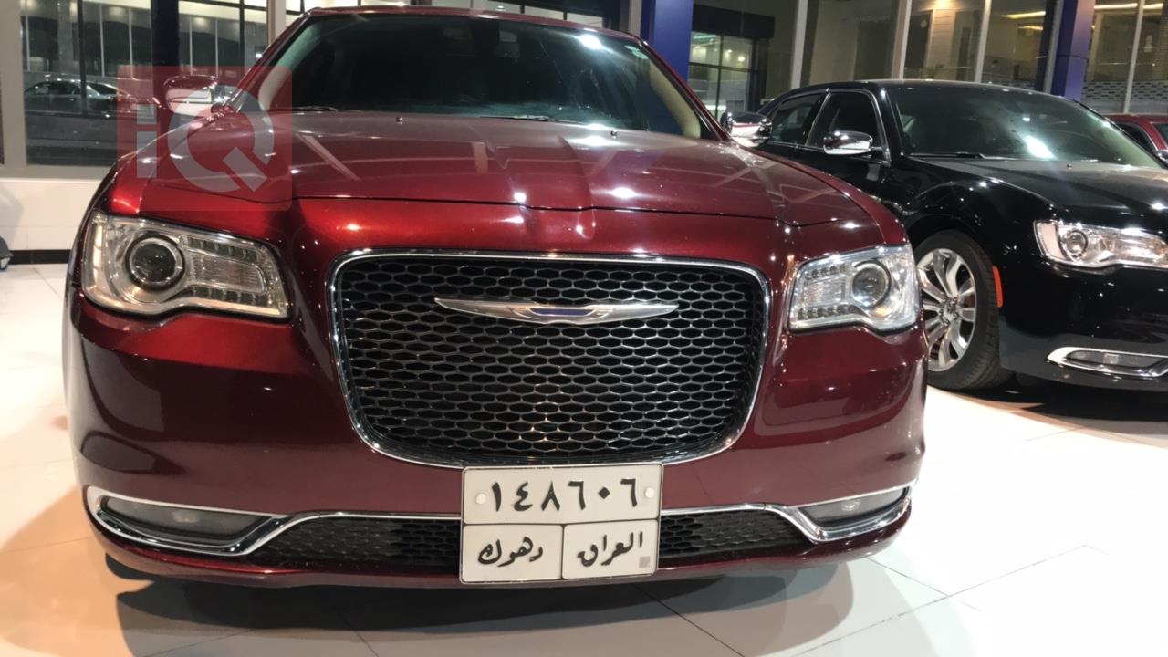 كرايسلر 300